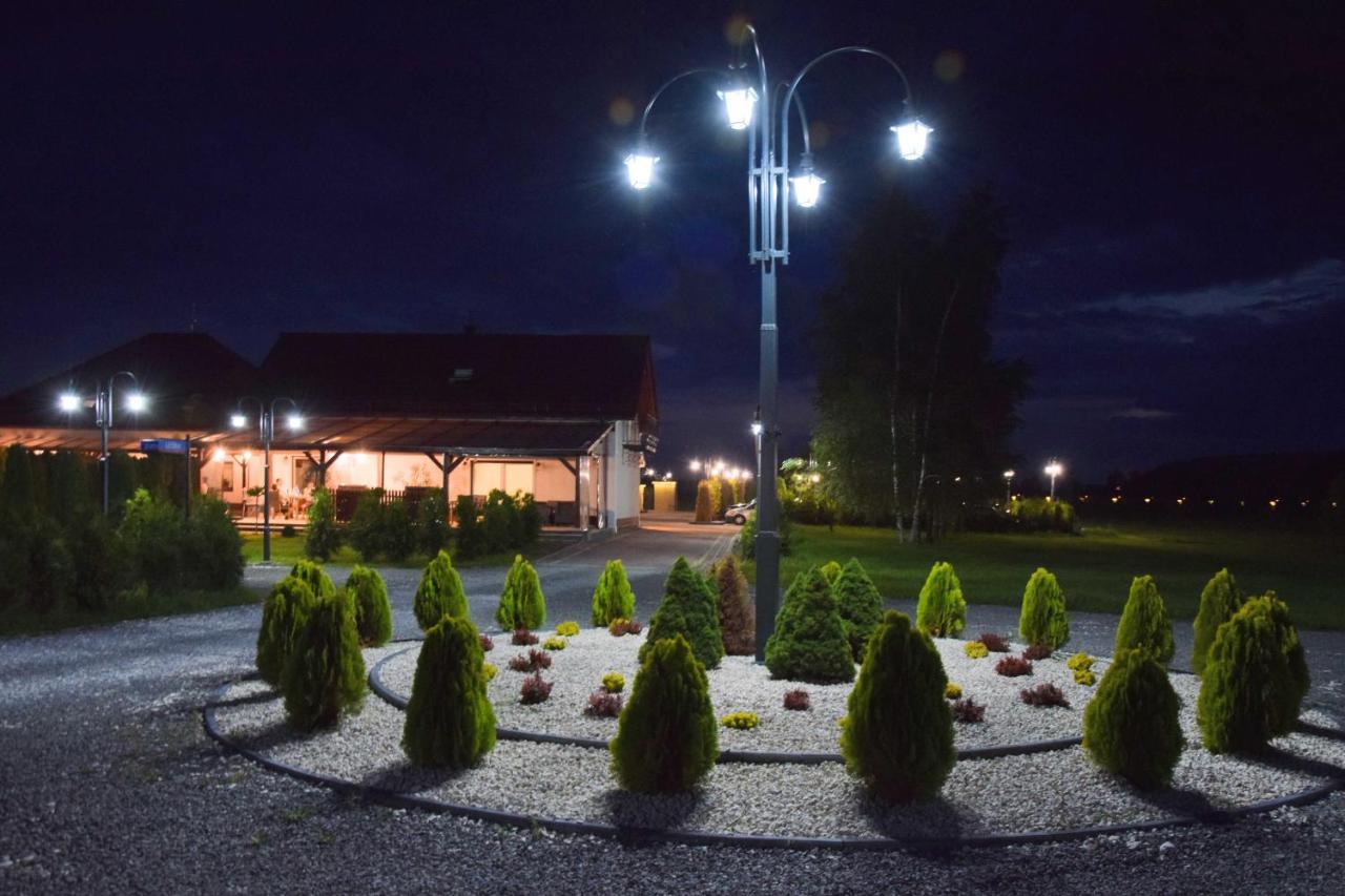 Rezydencja Elzbiecin Busko-Zdrój Extérieur photo