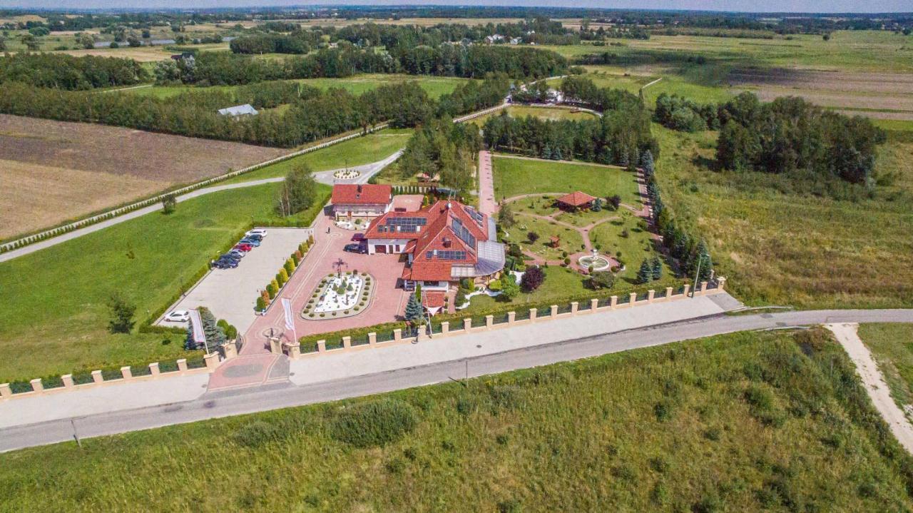 Rezydencja Elzbiecin Busko-Zdrój Extérieur photo