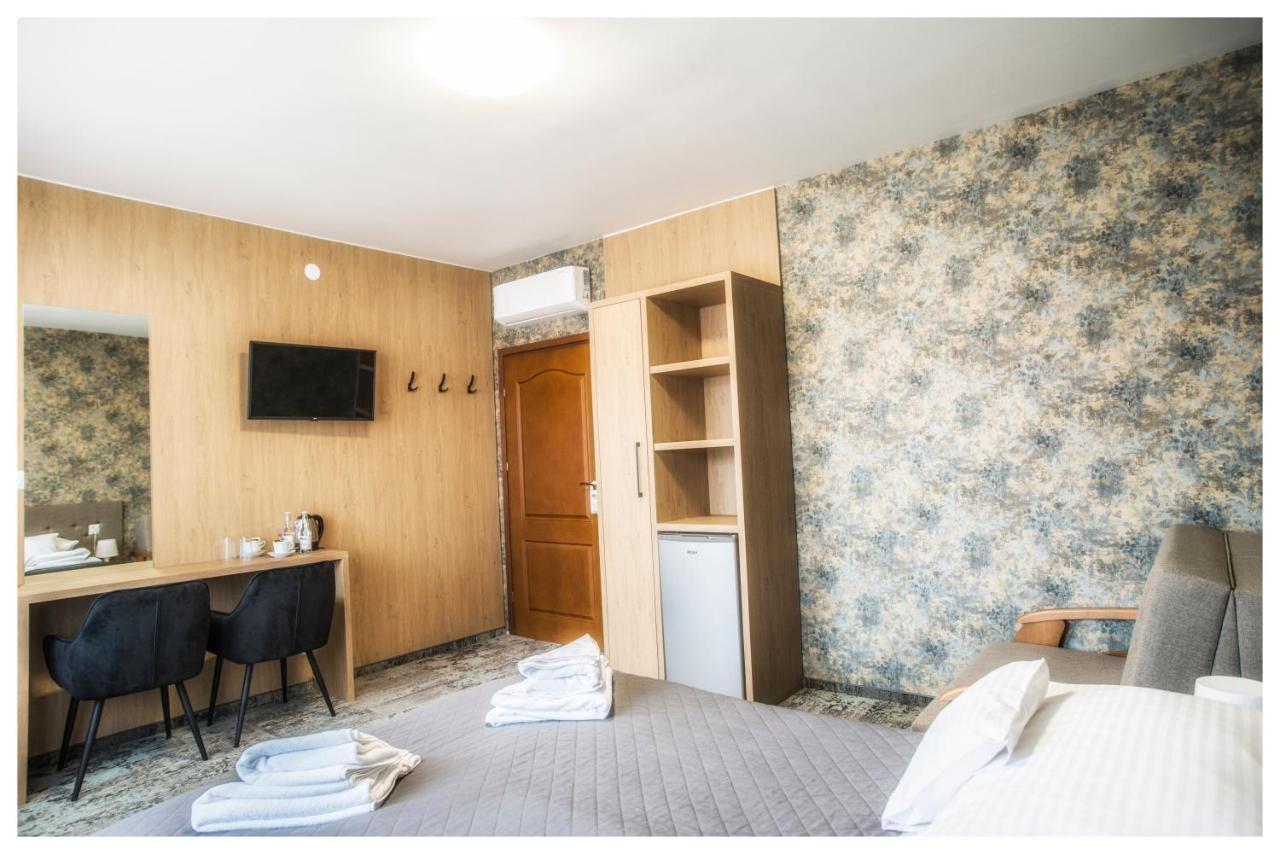 Rezydencja Elzbiecin Busko-Zdrój Extérieur photo