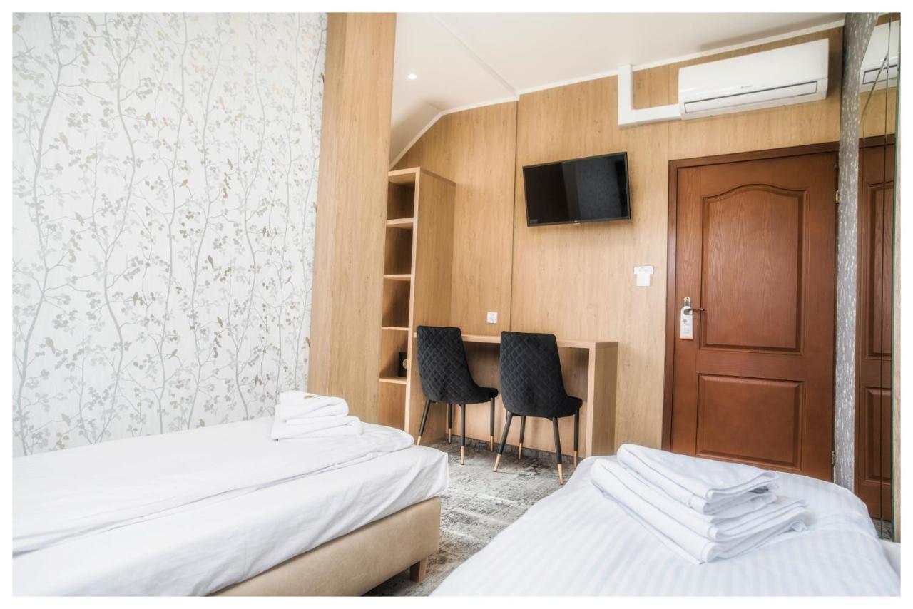 Rezydencja Elzbiecin Busko-Zdrój Extérieur photo