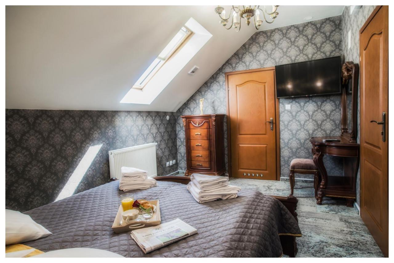 Rezydencja Elzbiecin Busko-Zdrój Extérieur photo