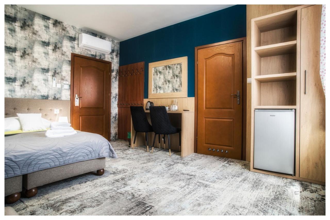 Rezydencja Elzbiecin Busko-Zdrój Extérieur photo