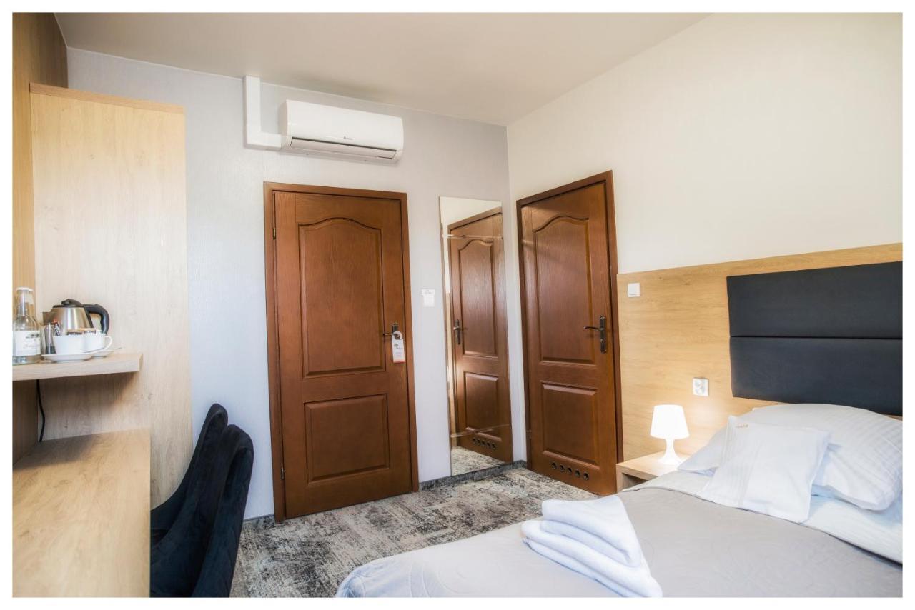Rezydencja Elzbiecin Busko-Zdrój Extérieur photo