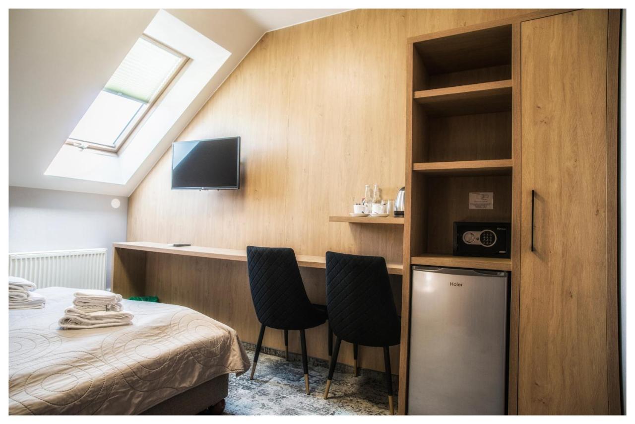 Rezydencja Elzbiecin Busko-Zdrój Extérieur photo